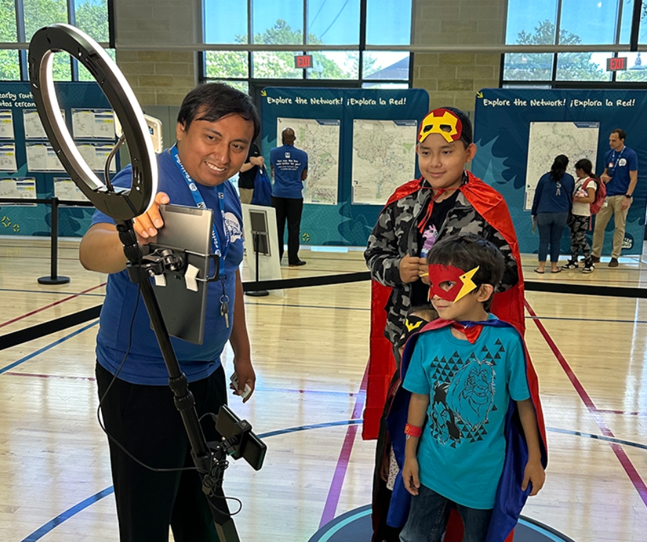 Discovery Days events featured interactive activities, bringing fun to the whole family while they learned about the Proposed 2025 Network.