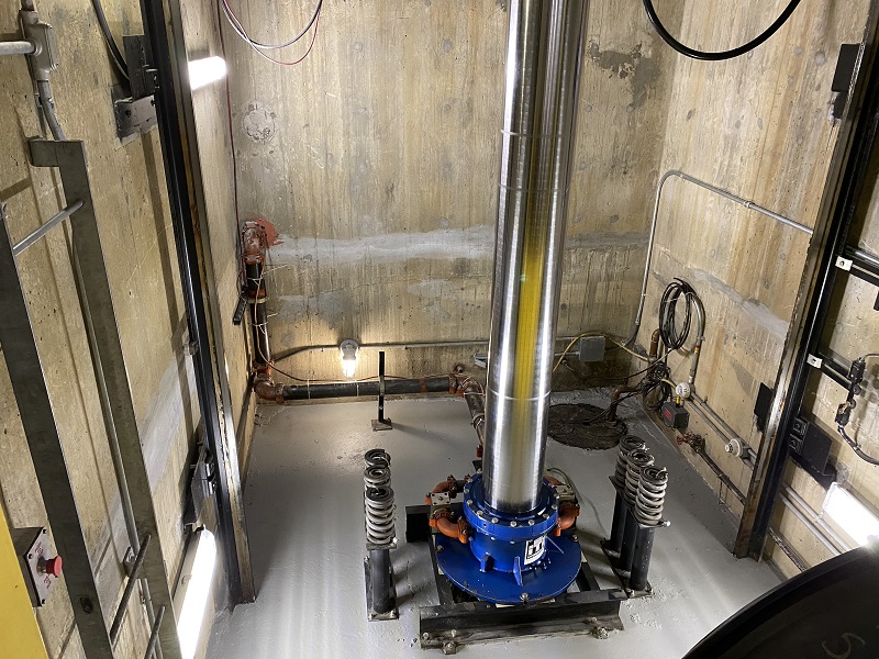 Painted pit floor for a hydraulic elevator at Brentwood Yard, June 2023